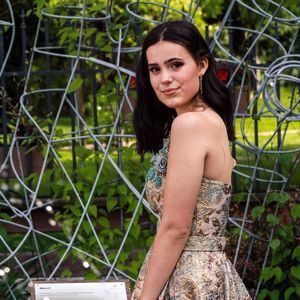 Meet your Posher, Juliette